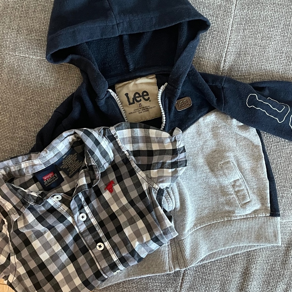 Wrangler Infant Boys Black Plaid Bodysuit 18 Months &‎ Lee Sweatshirt